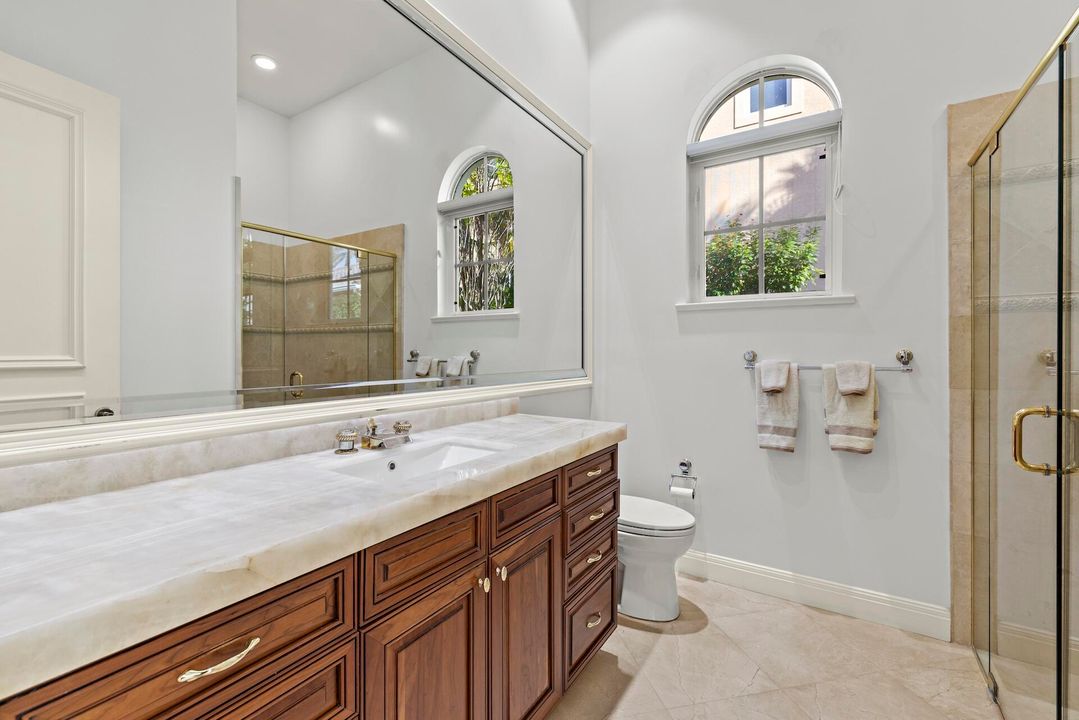 For Sale: $5,950,000 (5 beds, 5 baths, 5006 Square Feet)