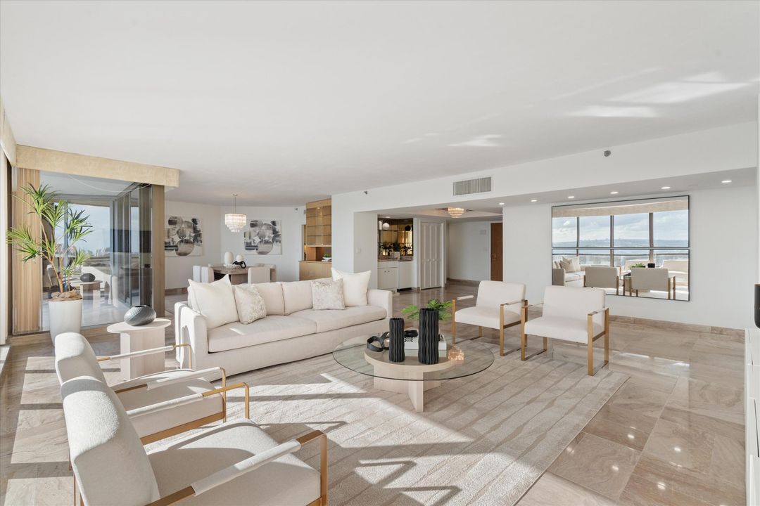 出租: $6,950 (2 贝兹, 2 浴室, 2796 平方英尺)