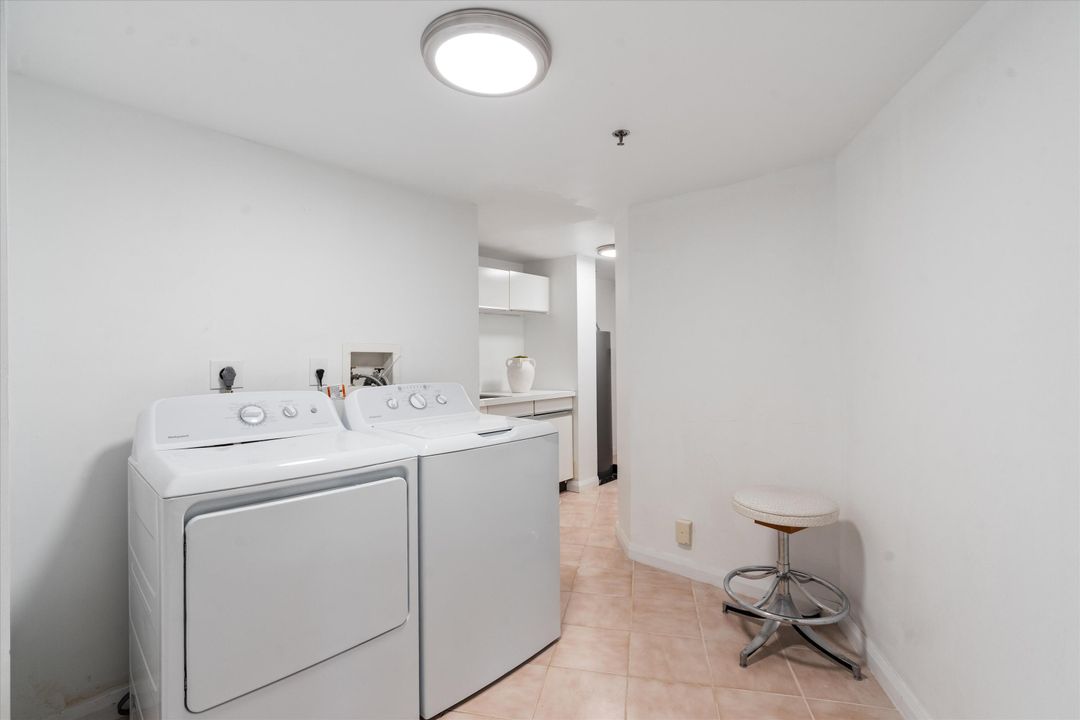 出租: $6,950 (2 贝兹, 2 浴室, 2796 平方英尺)