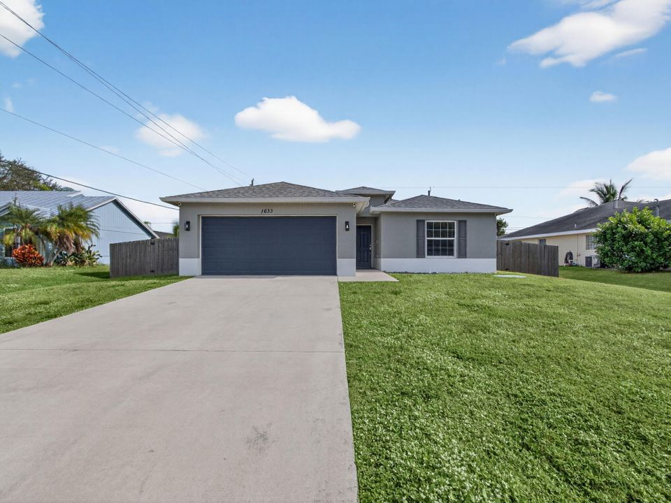 На продажу: $442,500 (4 спален, 2 ванн, 1820 Квадратных фут)