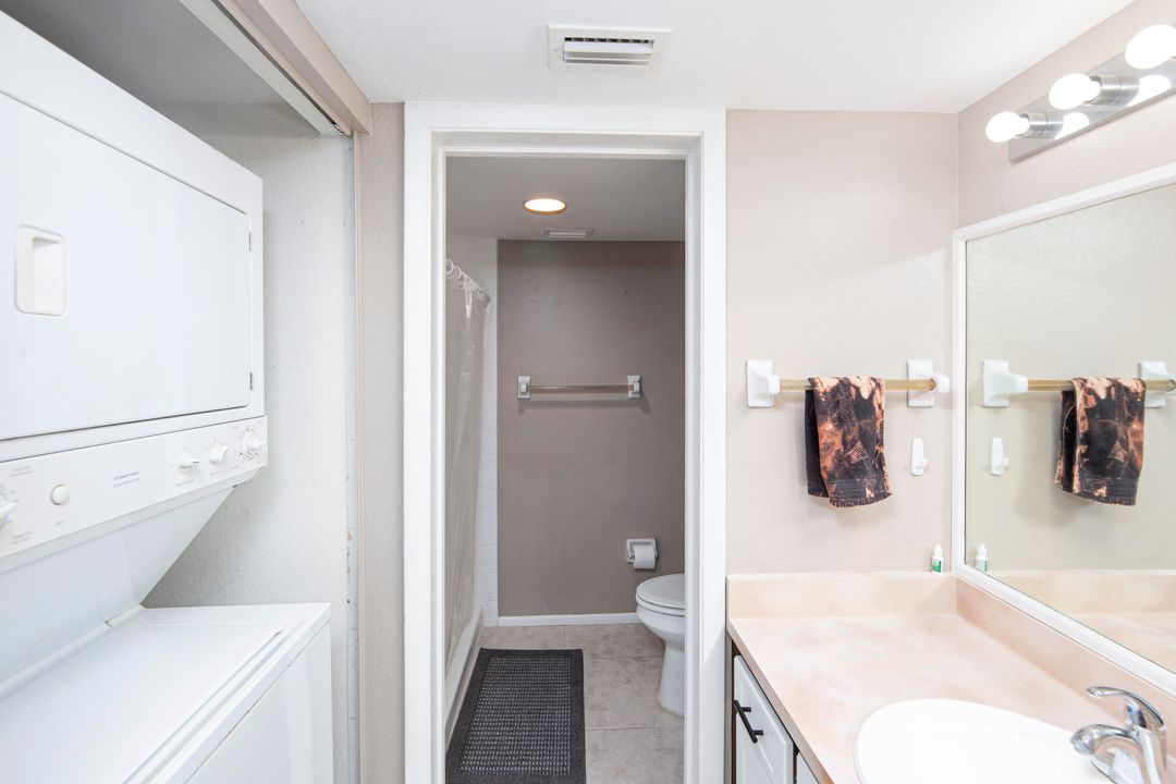 En Venta: $180,000 (2 camas, 2 baños, 874 Pies cuadrados)