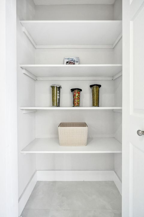 На продажу: $399,000 (2 спален, 2 ванн, 1392 Квадратных фут)