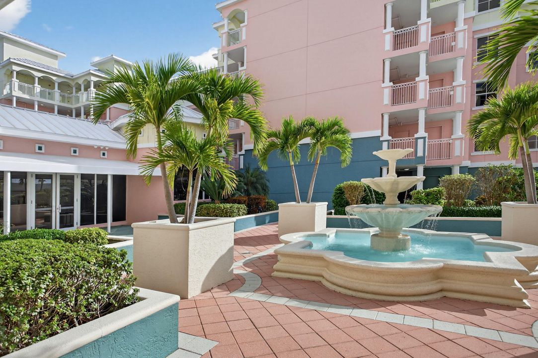 For Sale: $1,049,000 (3 beds, 3 baths, 2327 Square Feet)