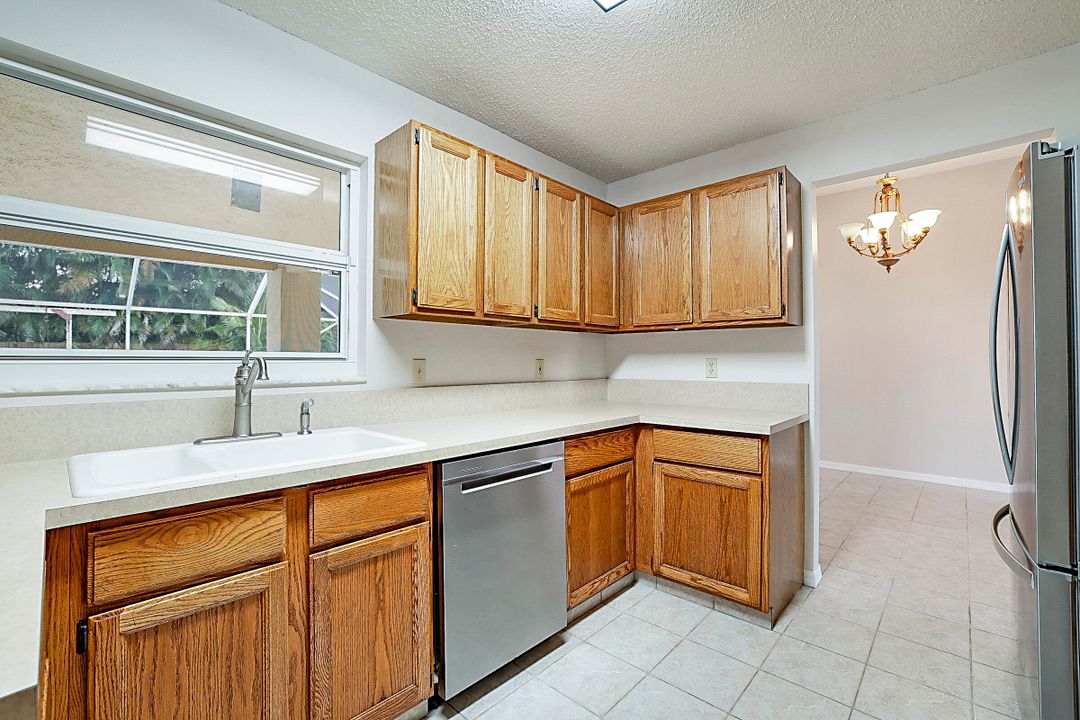 For Sale: $624,900 (3 beds, 2 baths, 2005 Square Feet)