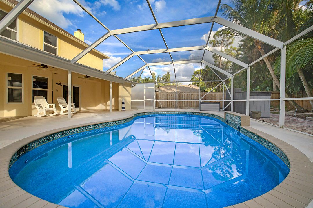 For Sale: $624,900 (3 beds, 2 baths, 2005 Square Feet)