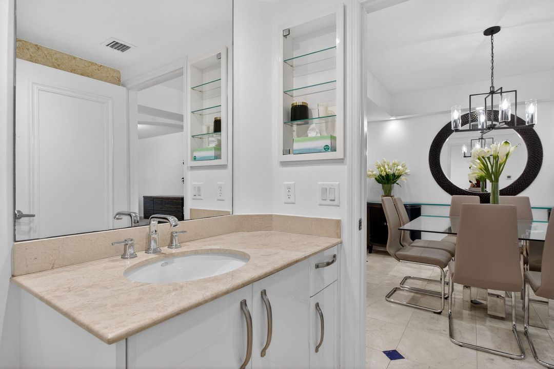 For Sale: $1,049,000 (3 beds, 3 baths, 2327 Square Feet)