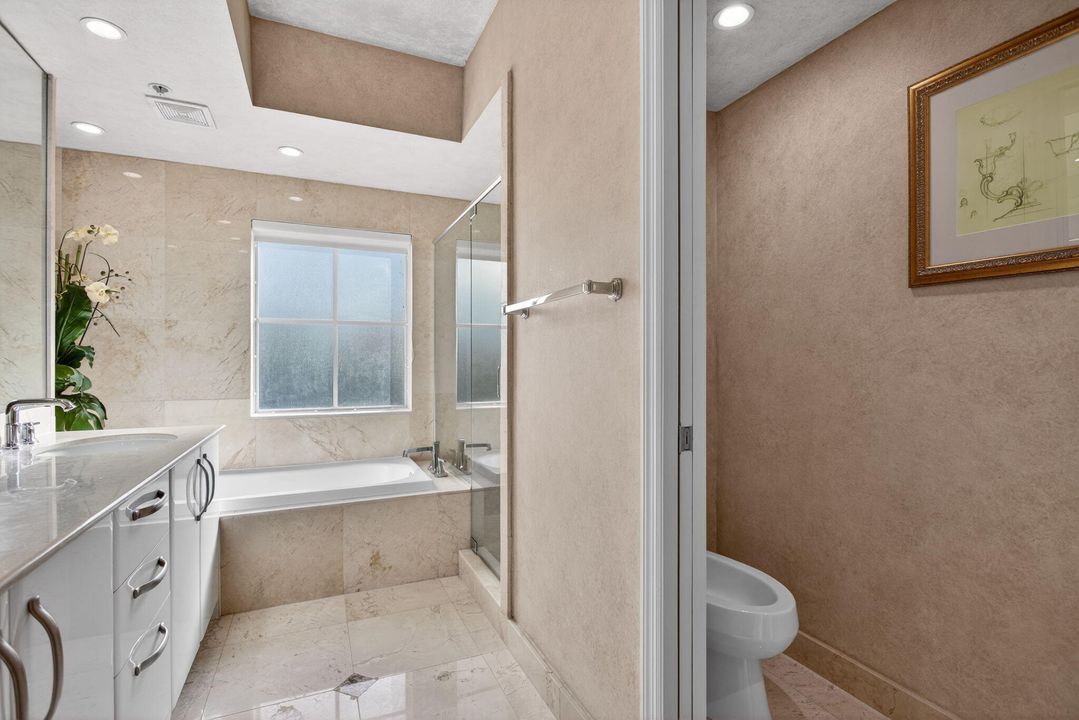 For Sale: $1,049,000 (3 beds, 3 baths, 2327 Square Feet)