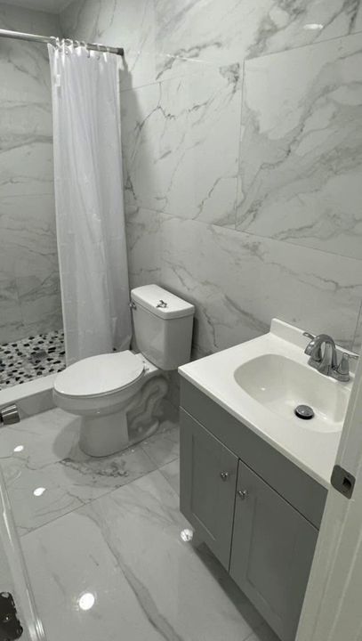 For Rent: $2,300 (2 beds, 2 baths, 1100 Square Feet)