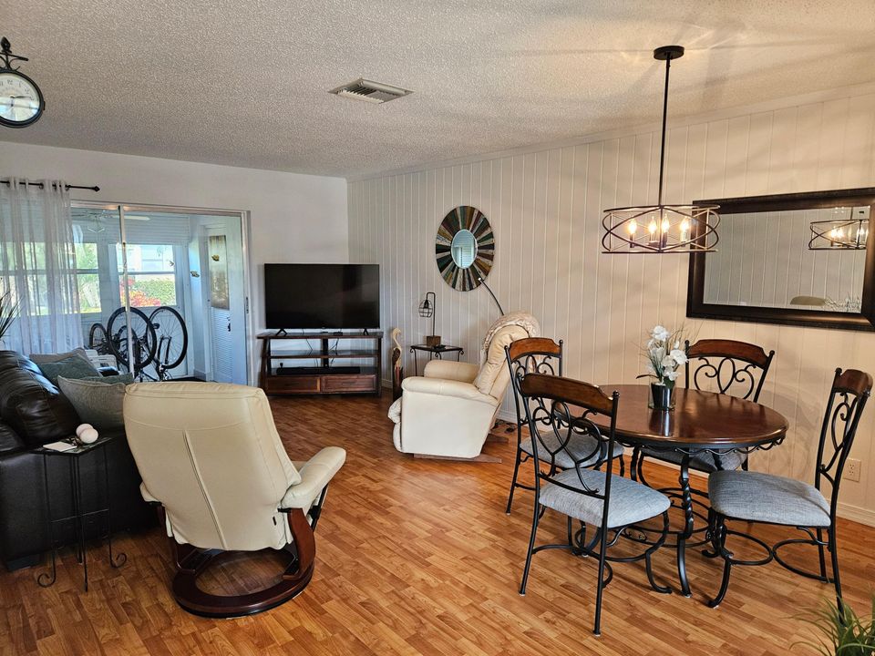 En Venta: $124,900 (1 camas, 1 baños, 662 Pies cuadrados)