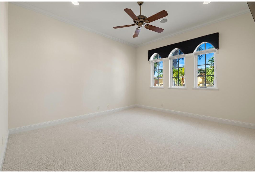 For Sale: $5,950,000 (5 beds, 5 baths, 5006 Square Feet)