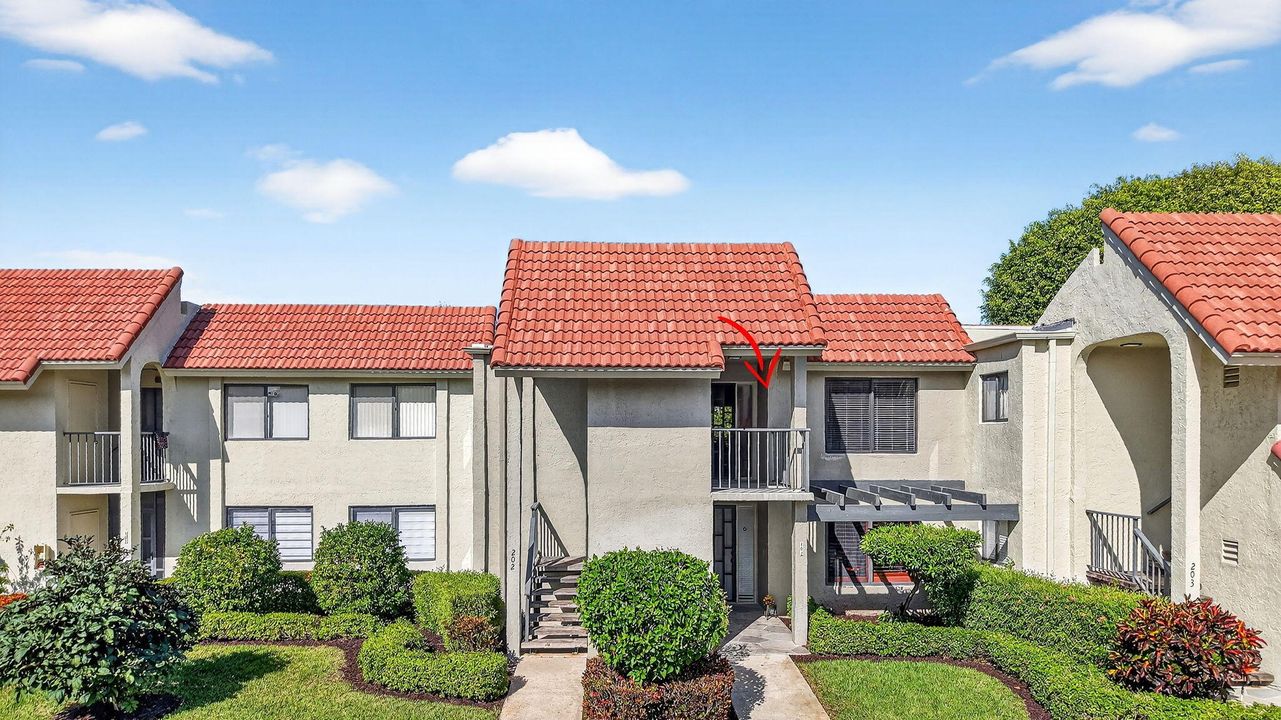 На продажу: $265,000 (2 спален, 2 ванн, 1280 Квадратных фут)