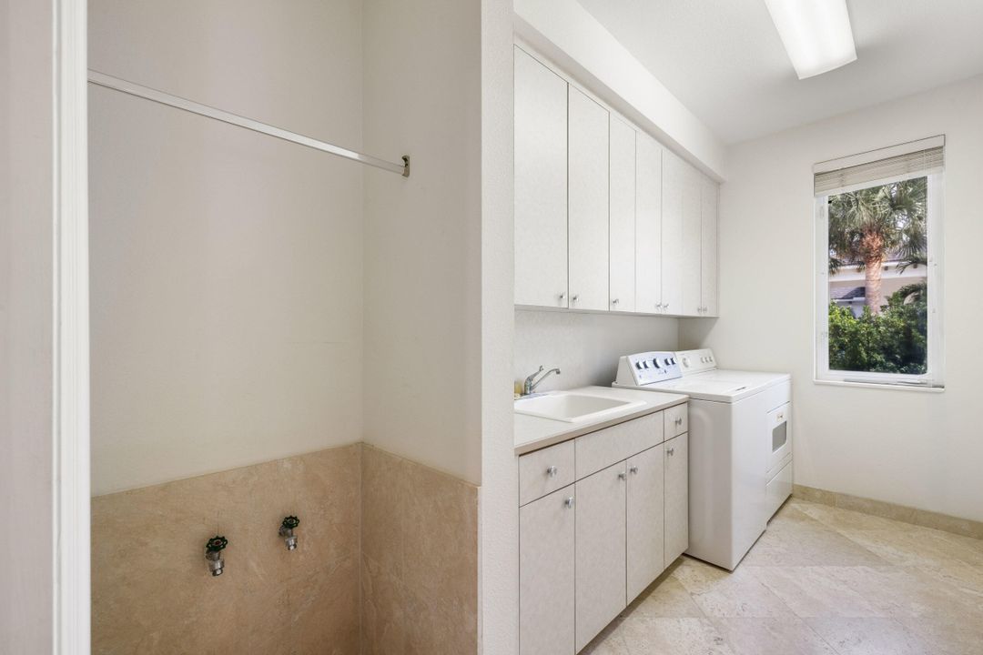 For Sale: $6,000,000 (4 beds, 4 baths, 3785 Square Feet)