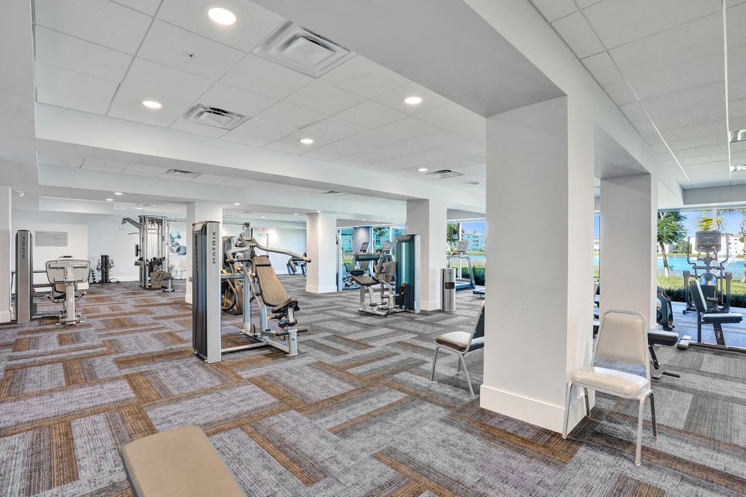 На продажу: $399,000 (2 спален, 2 ванн, 1392 Квадратных фут)