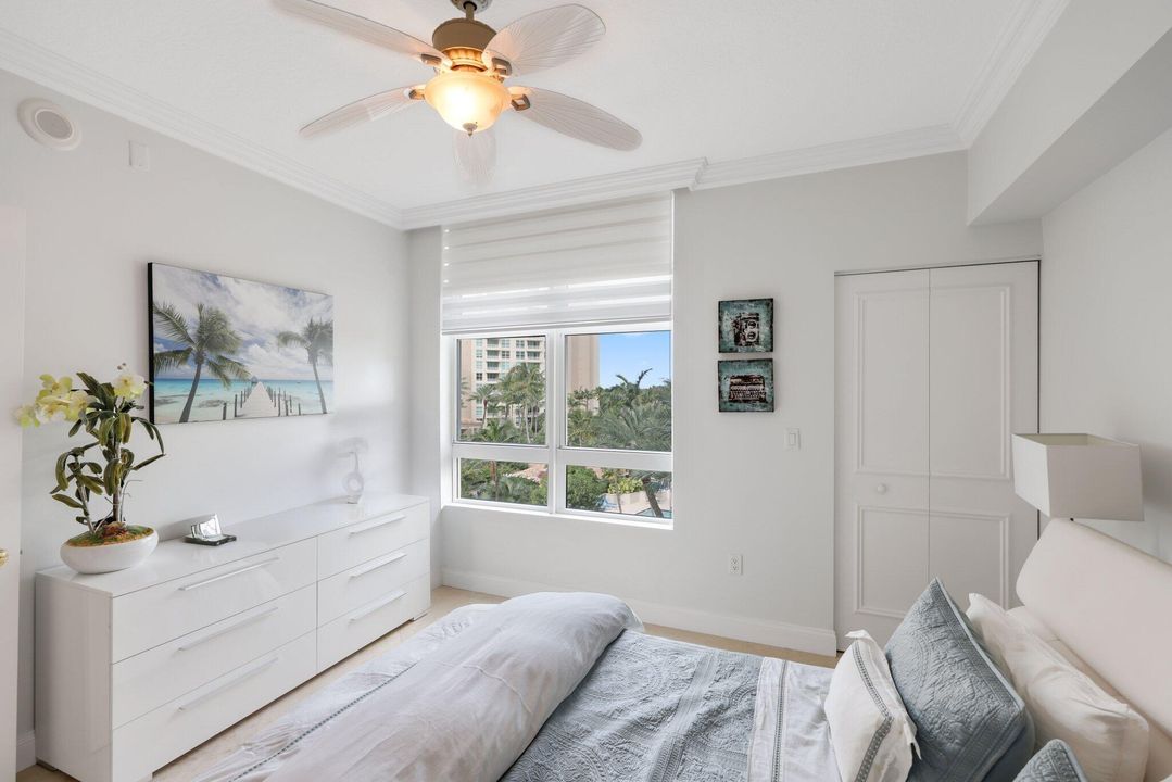 For Sale: $2,295,000 (3 beds, 3 baths, 2788 Square Feet)