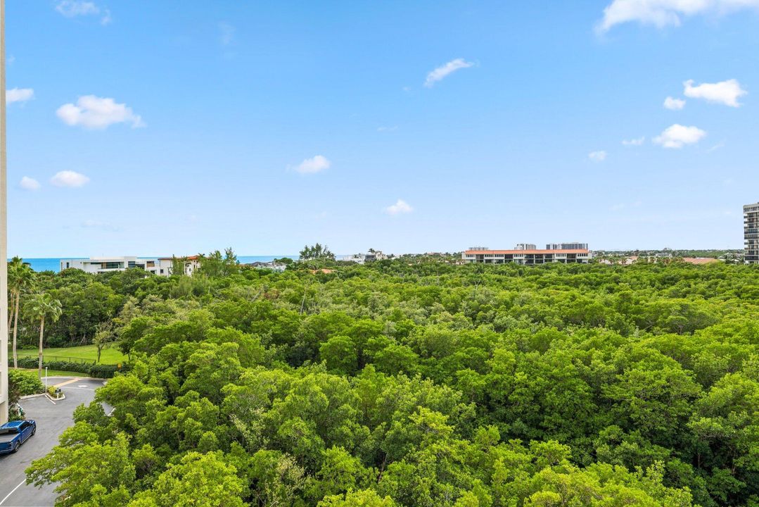 For Sale: $2,295,000 (3 beds, 3 baths, 2788 Square Feet)