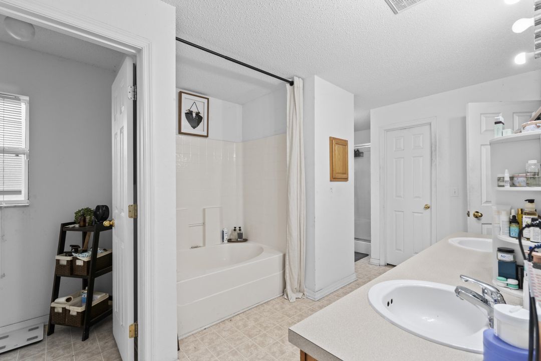 На продажу: $610,000 (4 спален, 3 ванн, 3029 Квадратных фут)