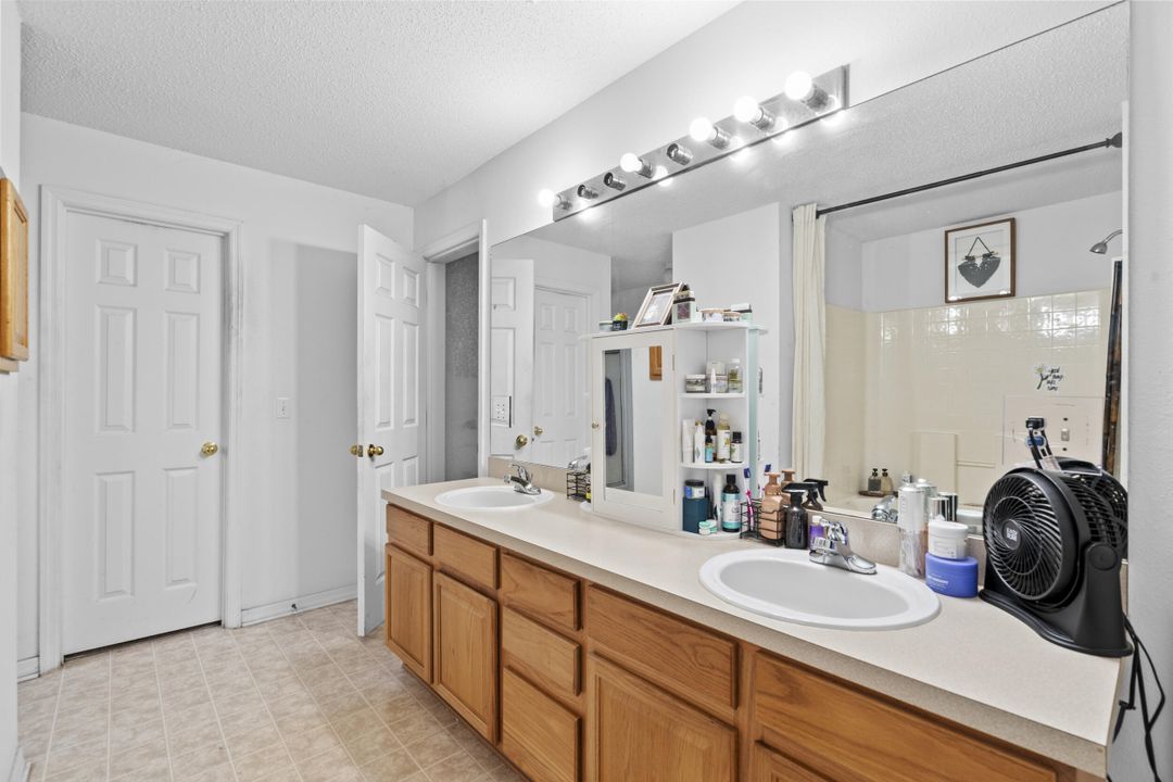 На продажу: $610,000 (4 спален, 3 ванн, 3029 Квадратных фут)