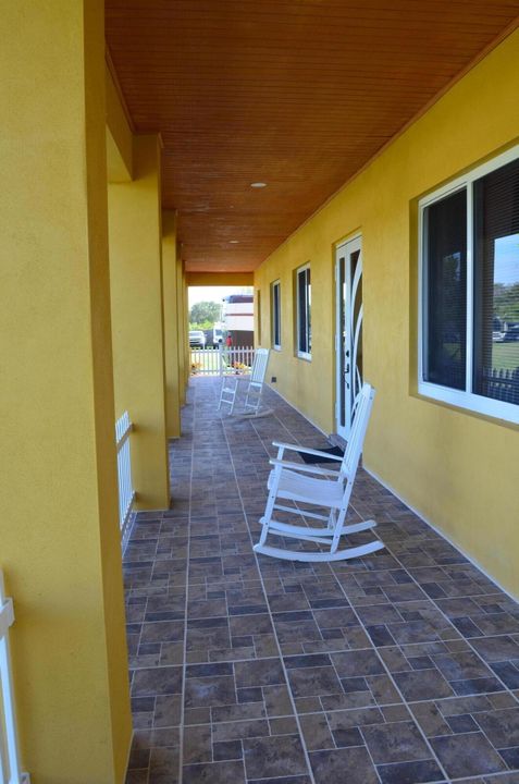 For Sale: $649,000 (3 beds, 2 baths, 1770 Square Feet)