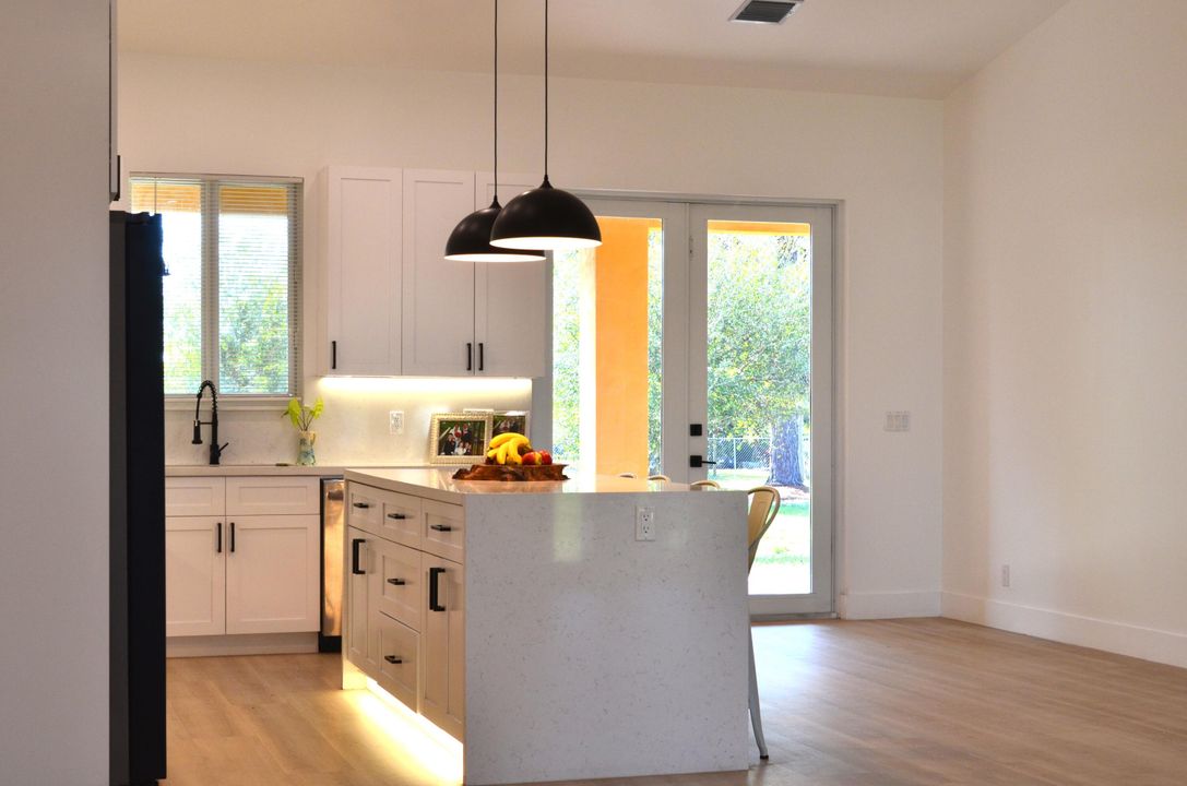 For Sale: $649,000 (3 beds, 2 baths, 1770 Square Feet)