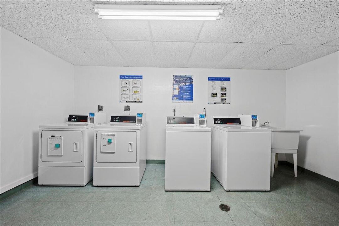 出租: $2,500 (1 贝兹, 1 浴室, 785 平方英尺)