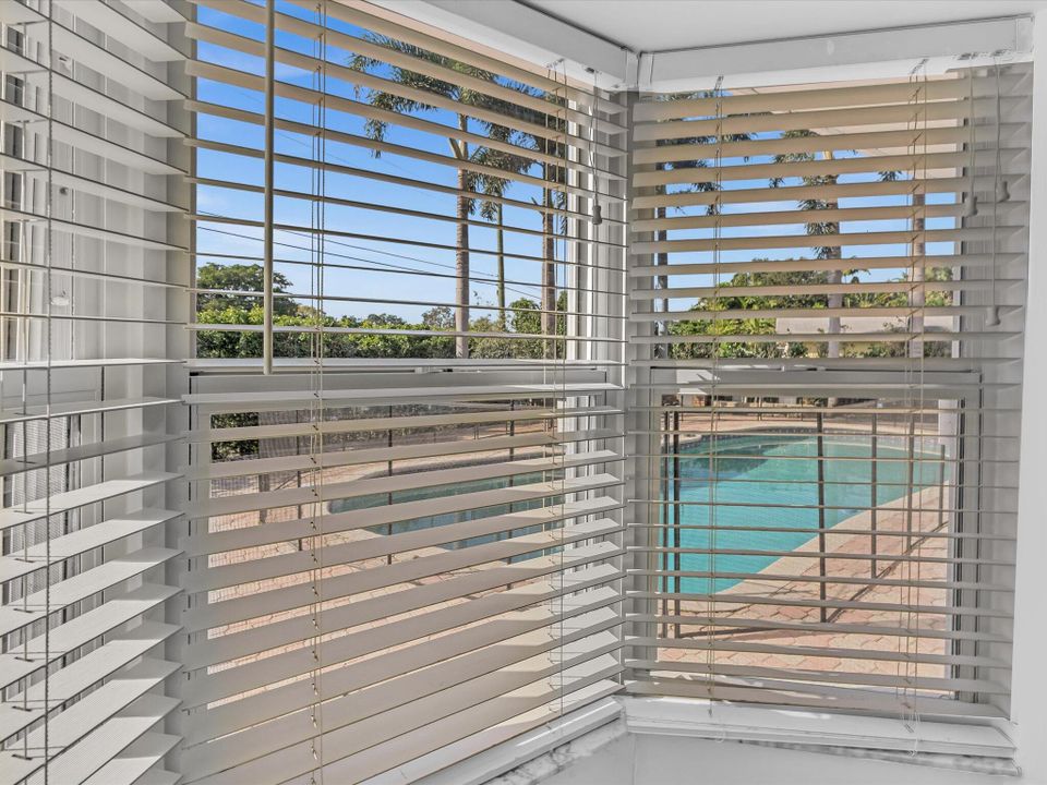 For Sale: $1,370,000 (5 beds, 4 baths, 2978 Square Feet)