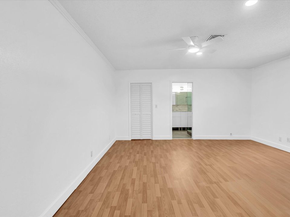 For Sale: $1,370,000 (5 beds, 4 baths, 2978 Square Feet)