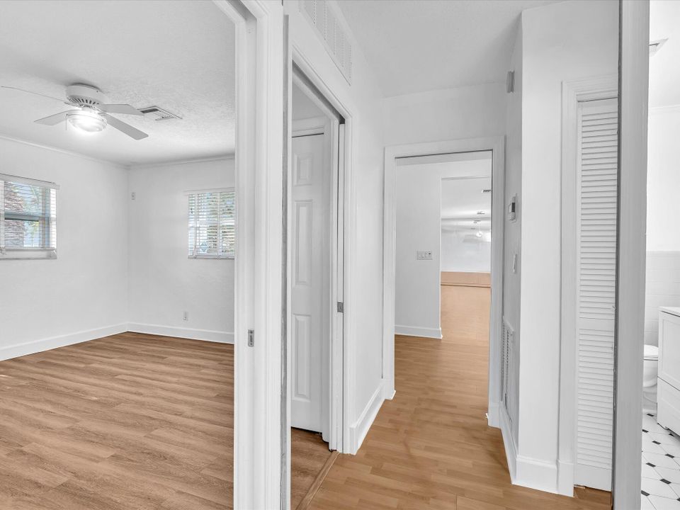 For Sale: $1,370,000 (5 beds, 4 baths, 2978 Square Feet)