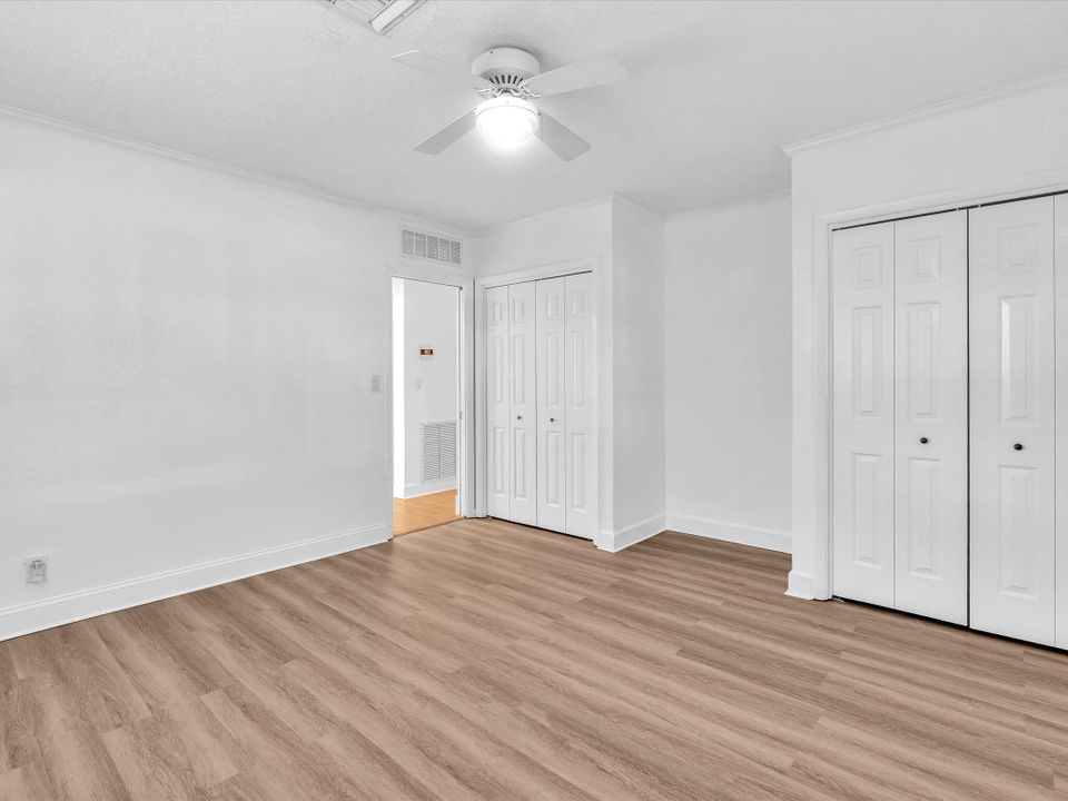 For Sale: $1,370,000 (5 beds, 4 baths, 2978 Square Feet)