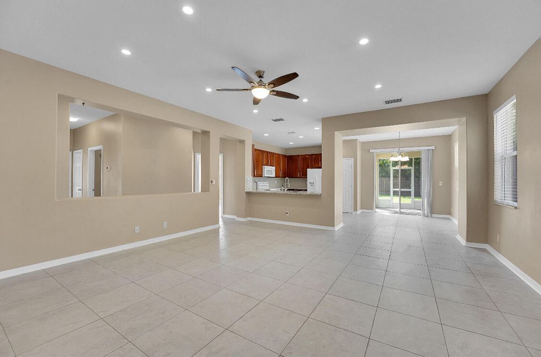 待售: $429,000 (3 贝兹, 2 浴室, 1809 平方英尺)