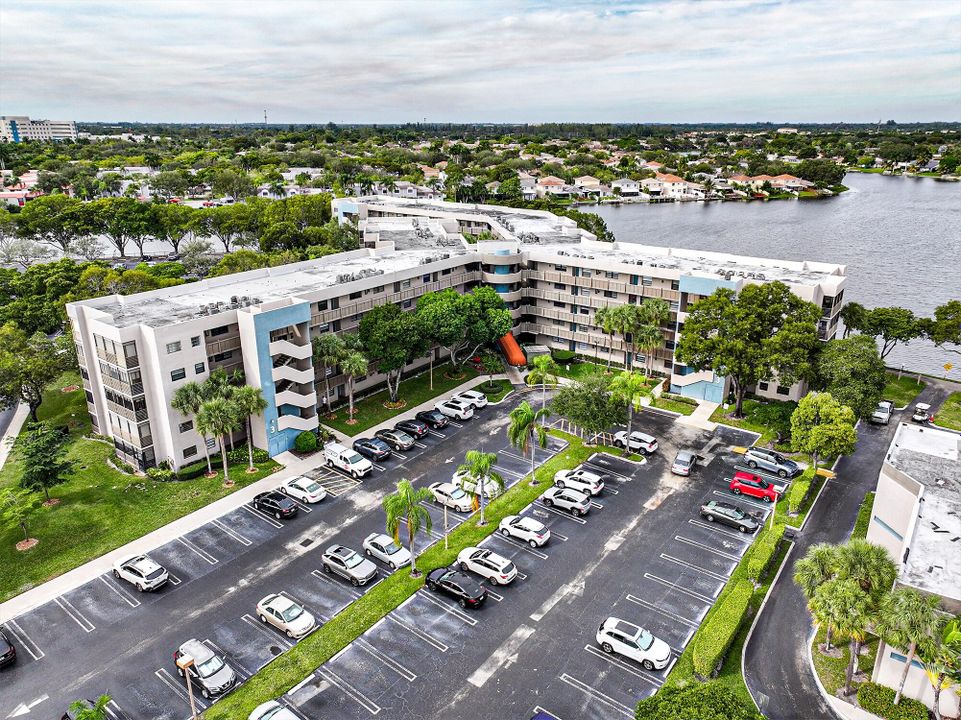 En Venta: $200,000 (2 camas, 2 baños, 852 Pies cuadrados)