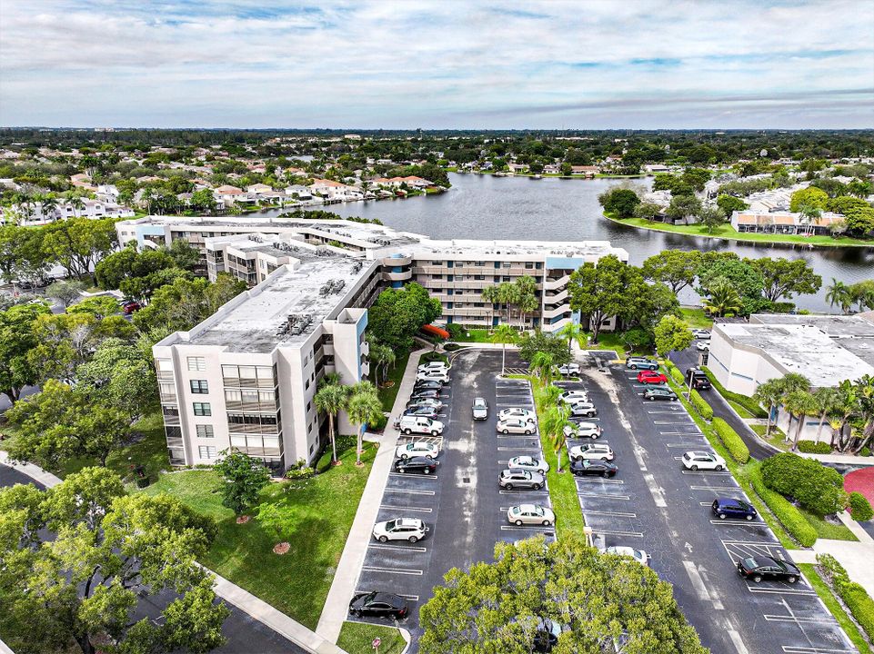 En Venta: $200,000 (2 camas, 2 baños, 852 Pies cuadrados)