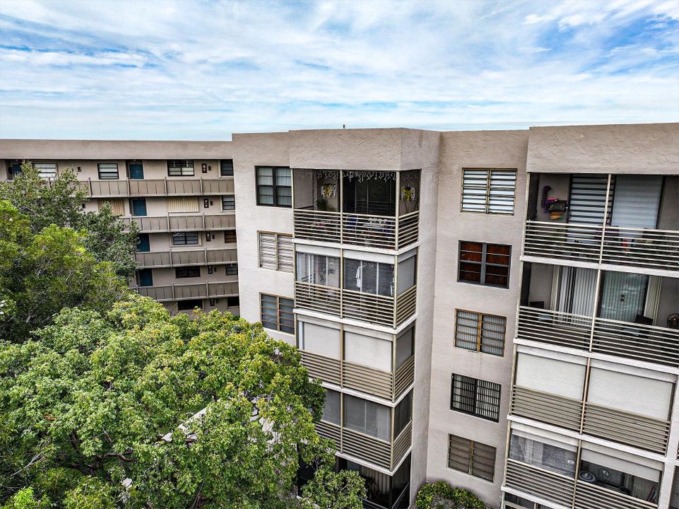 En Venta: $200,000 (2 camas, 2 baños, 852 Pies cuadrados)