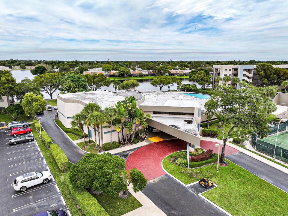 En Venta: $200,000 (2 camas, 2 baños, 852 Pies cuadrados)