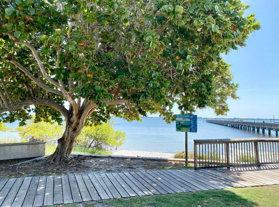 For Rent: $3,000 (3 beds, 2 baths, 1804 Square Feet)