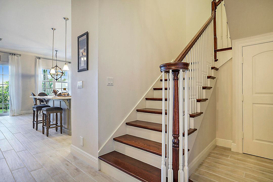 For Rent: $5,500 (3 beds, 2 baths, 1995 Square Feet)