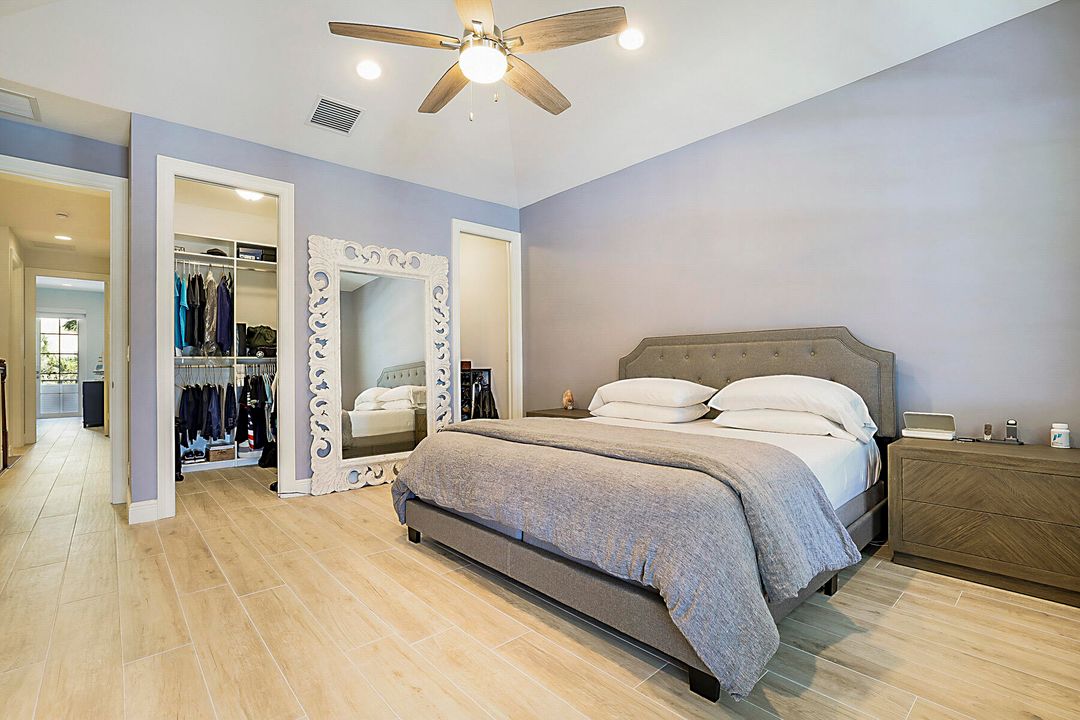 For Rent: $5,500 (3 beds, 2 baths, 1995 Square Feet)