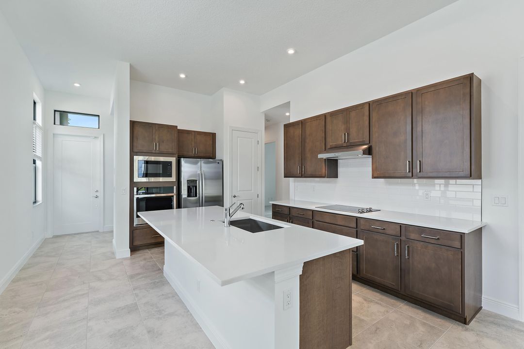 待售: $505,000 (3 贝兹, 2 浴室, 1725 平方英尺)