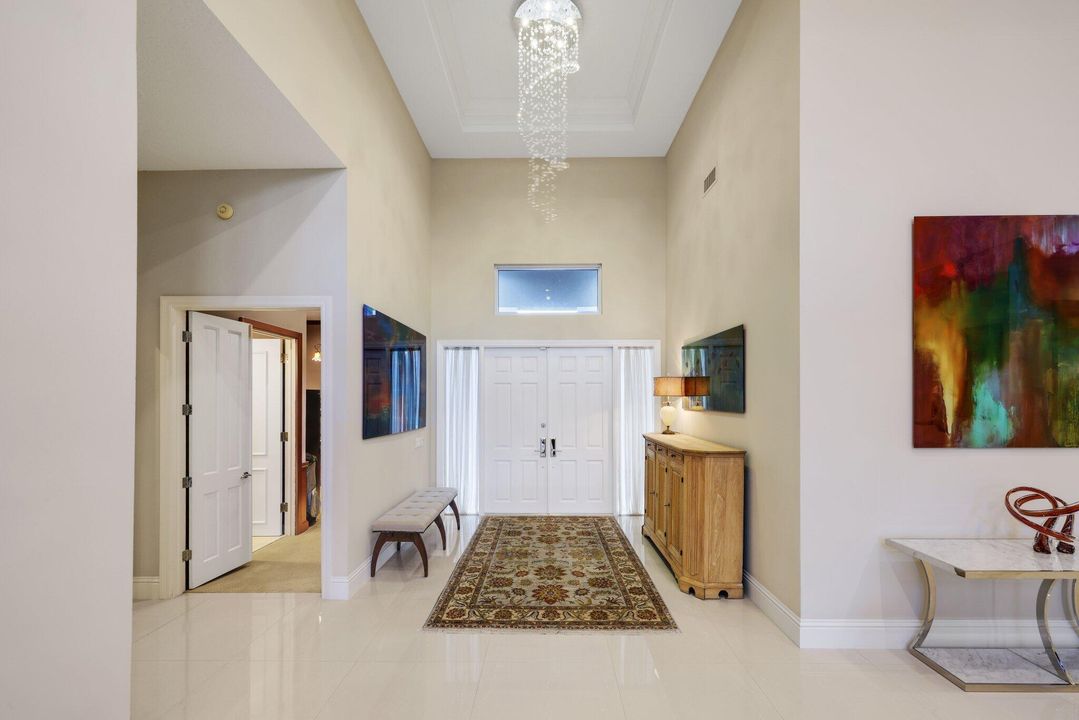 En Venta: $3,750,000 (5 camas, 6 baños, 4716 Pies cuadrados)