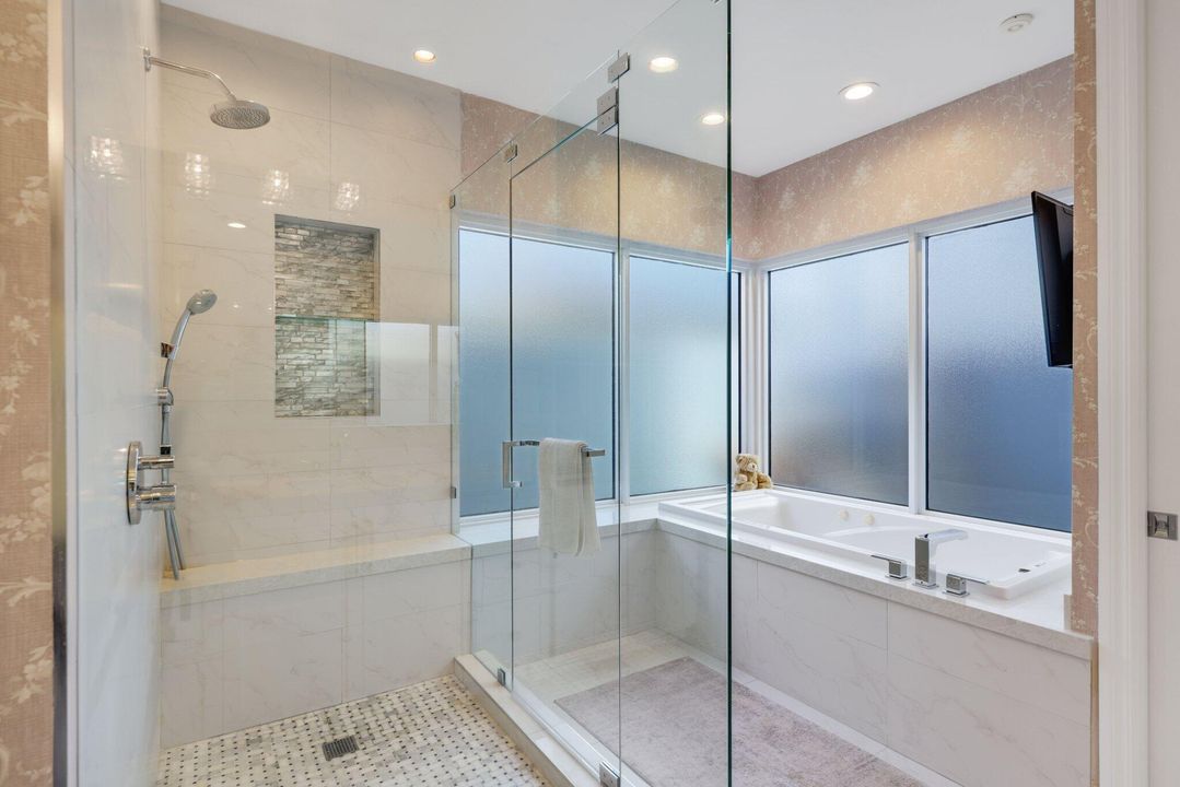 En Venta: $3,750,000 (5 camas, 6 baños, 4716 Pies cuadrados)