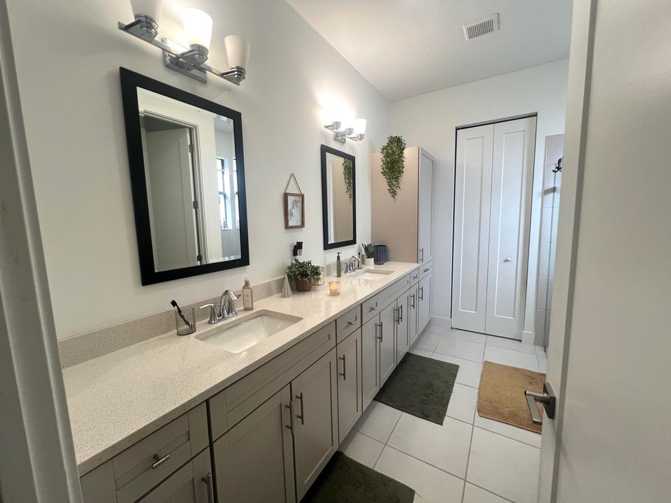 For Sale: $589,900 (4 beds, 2 baths, 2110 Square Feet)