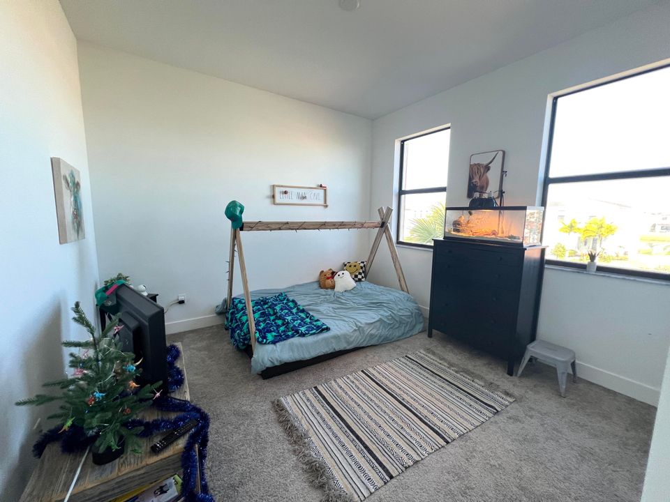 For Sale: $589,900 (4 beds, 2 baths, 2110 Square Feet)