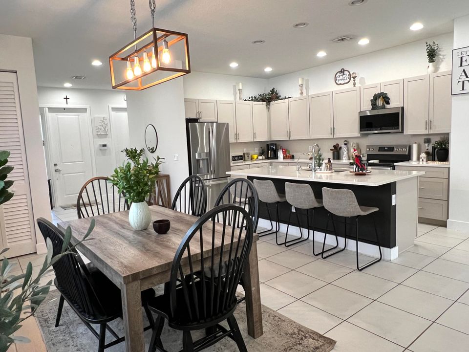 For Sale: $589,900 (4 beds, 2 baths, 2110 Square Feet)