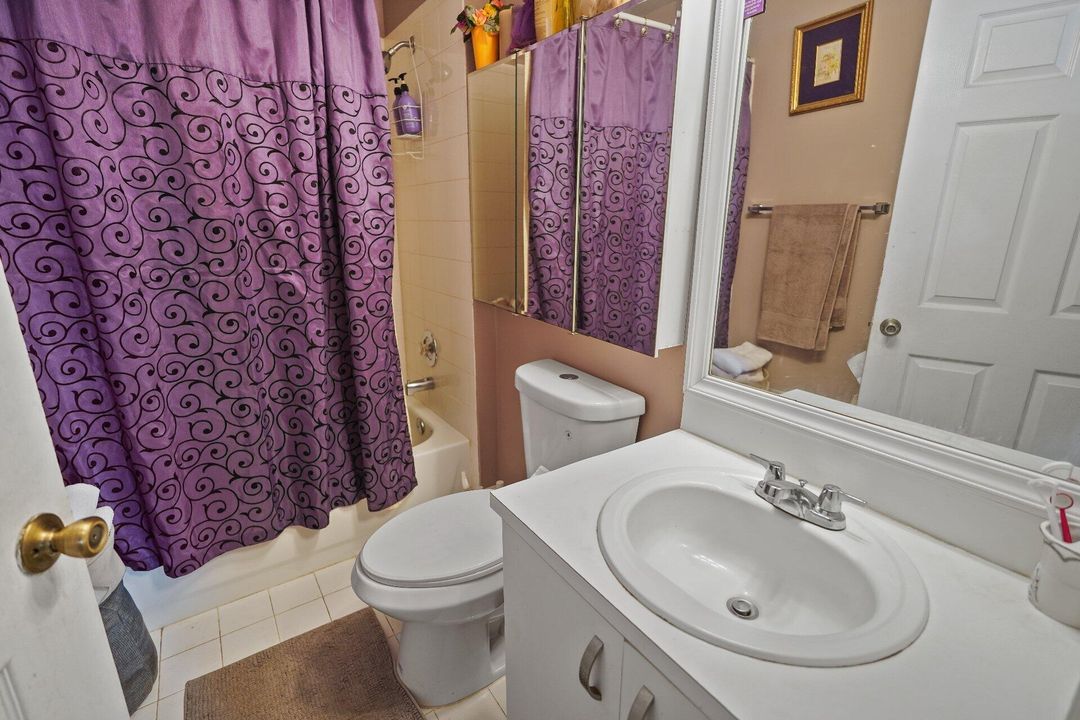 For Sale: $340,000 (2 beds, 2 baths, 1044 Square Feet)