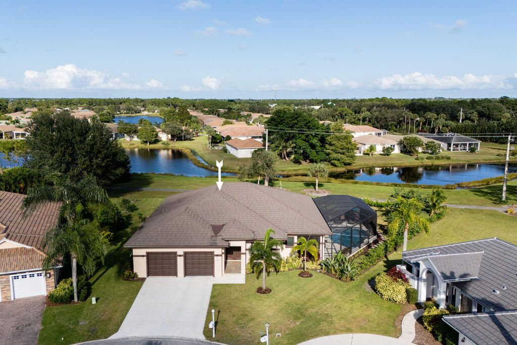 En Renta: $3,900 (3 camas, 3 baños, 2320 Pies cuadrados)