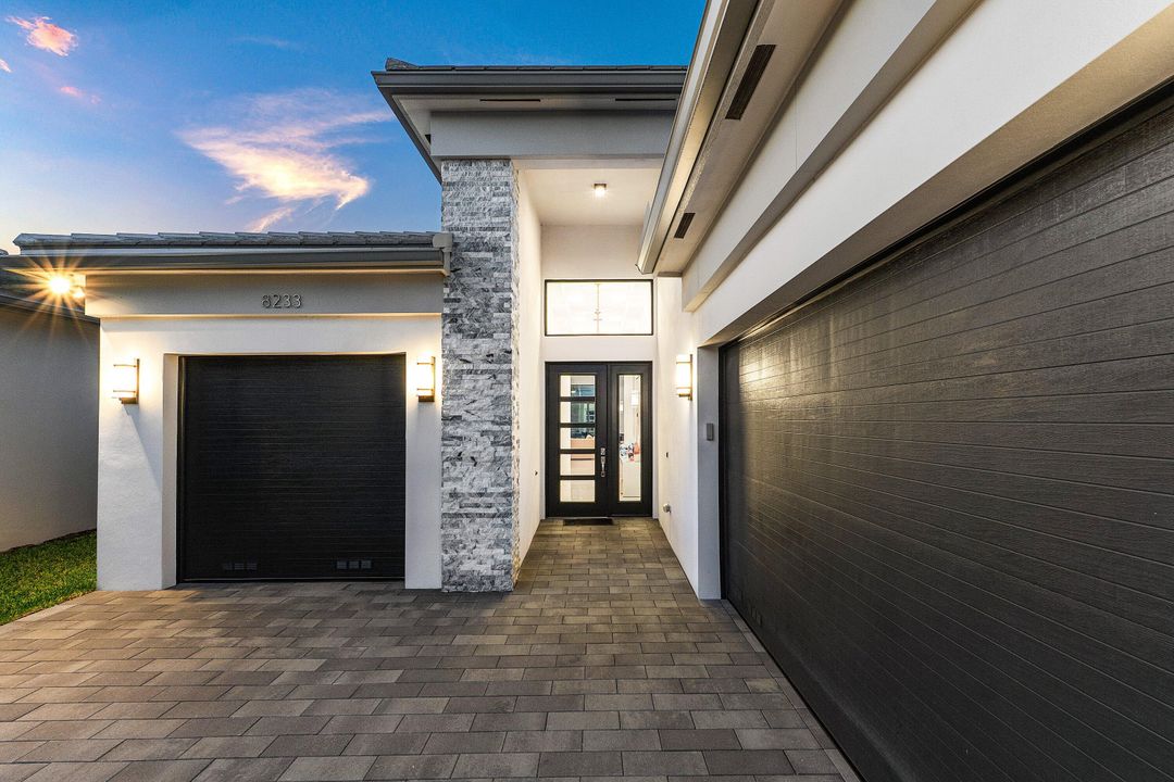 待售: $1,899,000 (3 贝兹, 3 浴室, 2573 平方英尺)