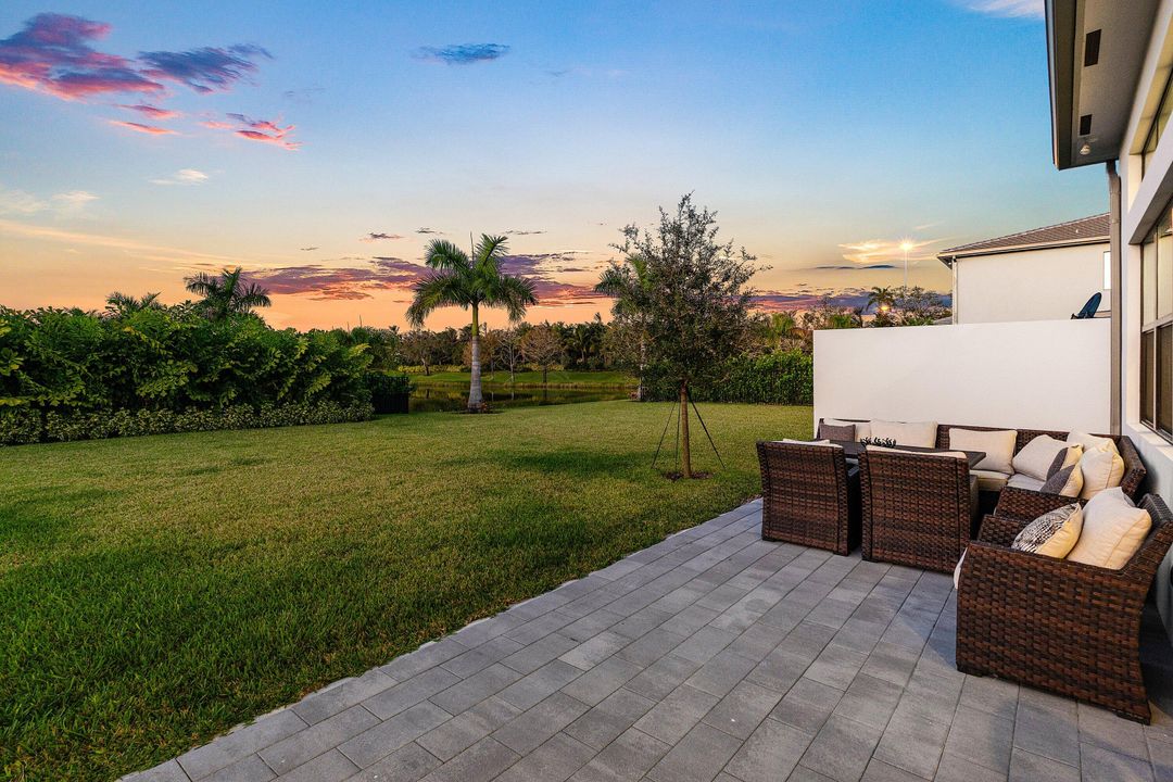 待售: $1,899,000 (3 贝兹, 3 浴室, 2573 平方英尺)