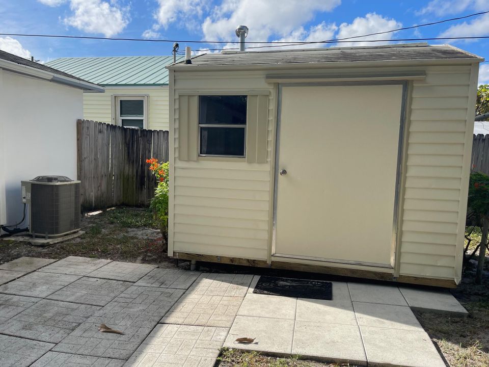 En Venta: $350,000 (2 camas, 1 baños, 838 Pies cuadrados)