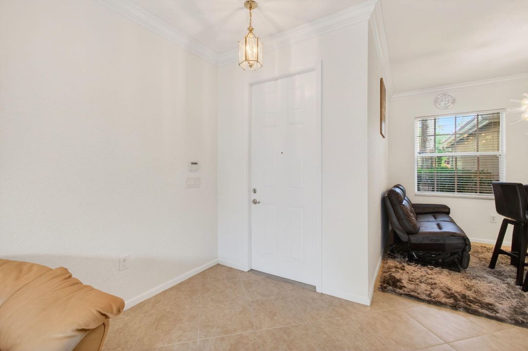 В аренду: $4,500 (5 спален, 3 ванн, 2754 Квадратных фут)