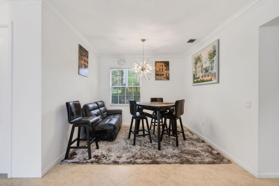 В аренду: $4,500 (5 спален, 3 ванн, 2754 Квадратных фут)