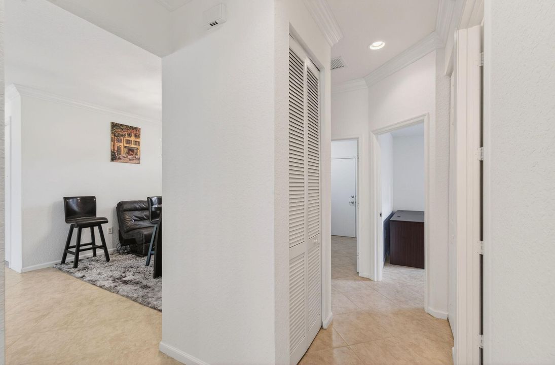 В аренду: $4,500 (5 спален, 3 ванн, 2754 Квадратных фут)